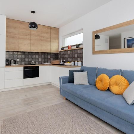 Solvo Apartment With Balcony & Parking Gdansk Przymorze By Noclegi Renters エクステリア 写真
